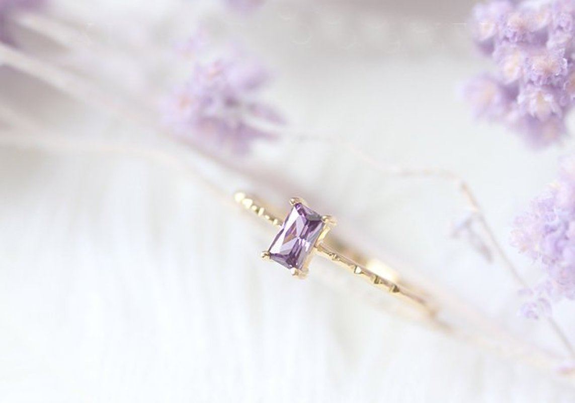 Dainty Amethyst Ring - Floral Fawna