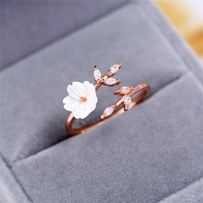 Dainty Flower Rose Gold Ring - Floral Fawna