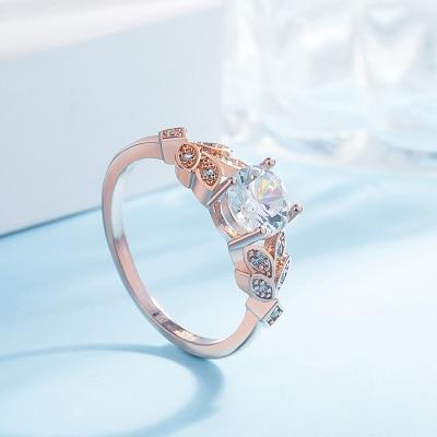 Elegant Crystal Flower Ring - Floral Fawna