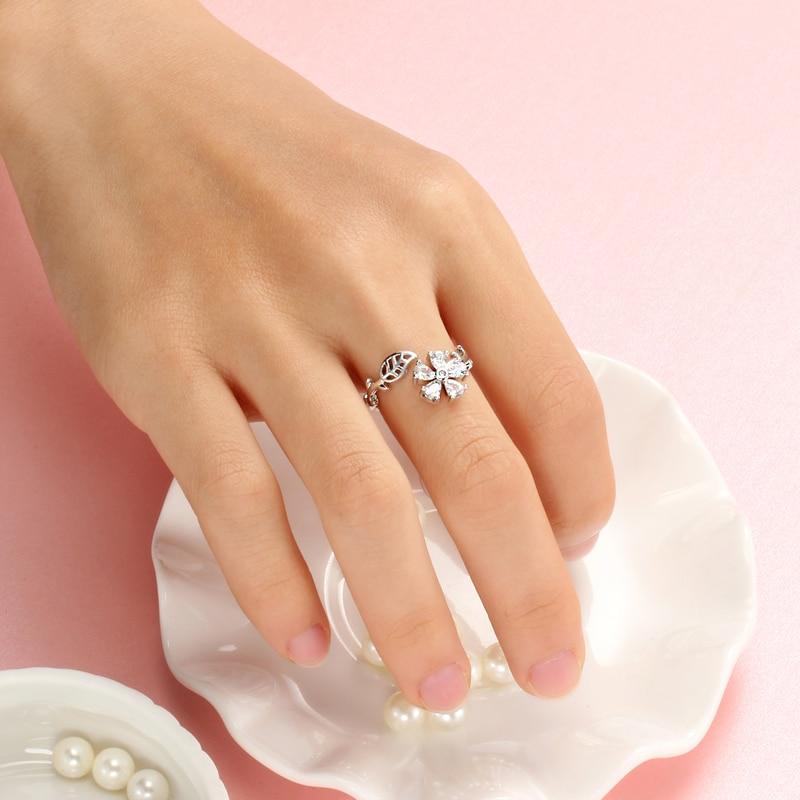 Exquisite Spring Flower Ring - Floral Fawna