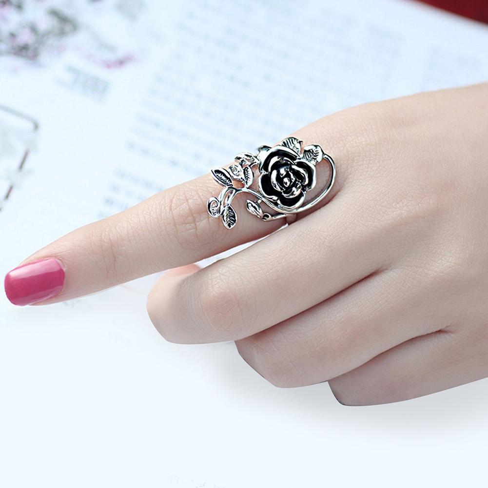 Gothic Style Rose Ring - Floral Fawna