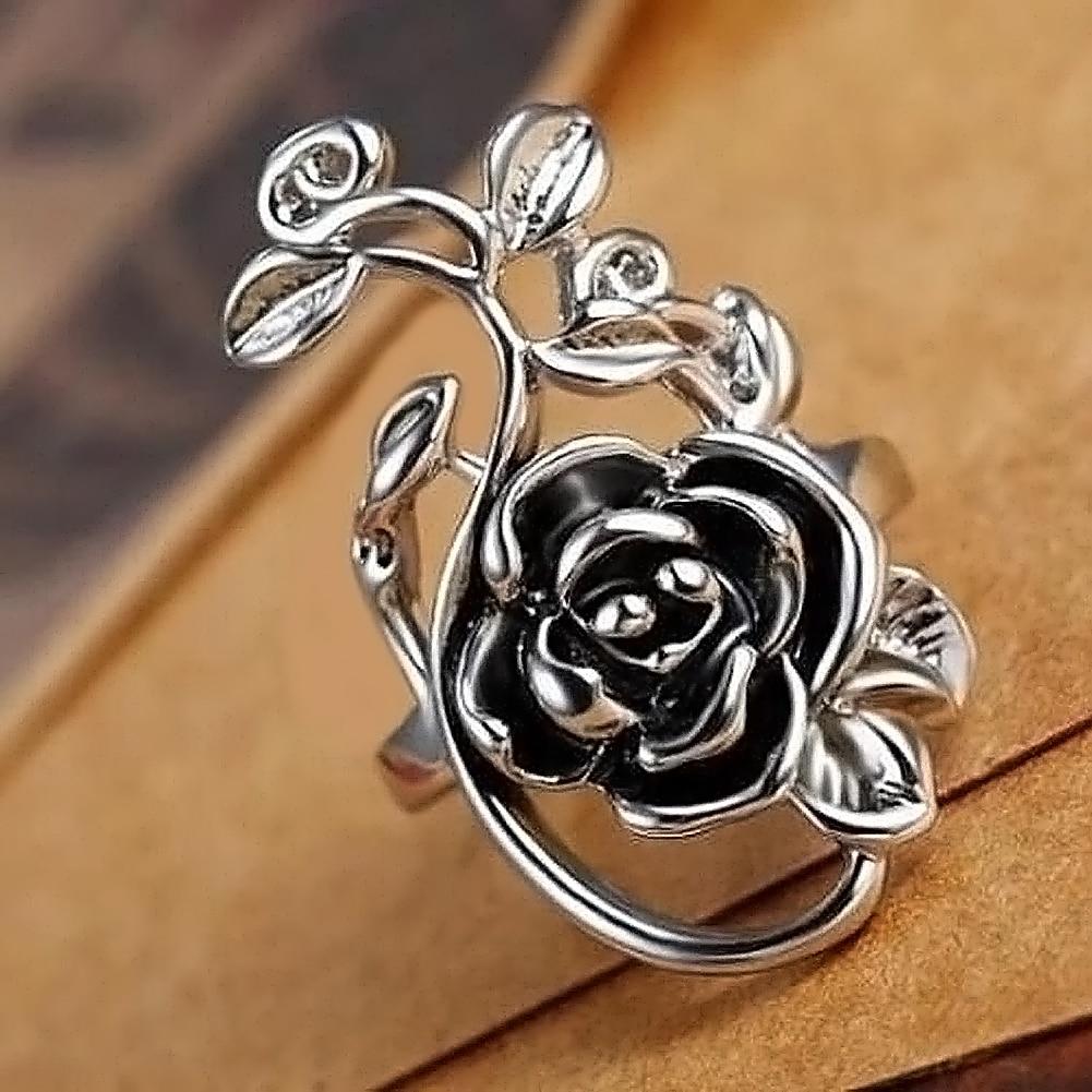 Gothic Style Rose Ring - Floral Fawna