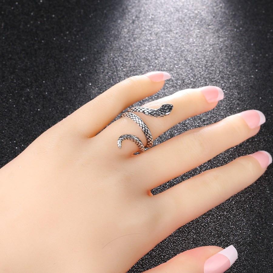 Gothic Style Snake Wrap Ring - Floral Fawna