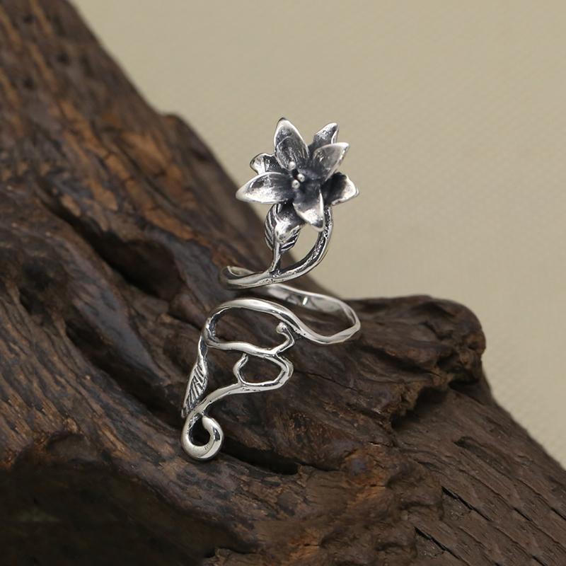 Lucky Flower Sterling Silver Wrap Ring - Floral Fawna