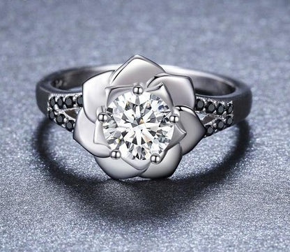 Romantic Flower Silver Ring - Floral Fawna