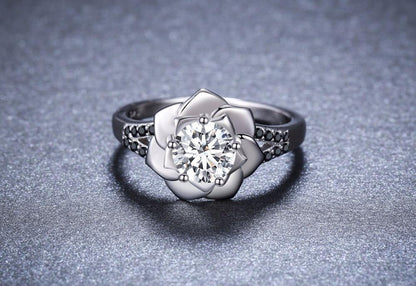 Romantic Flower Silver Ring - Floral Fawna