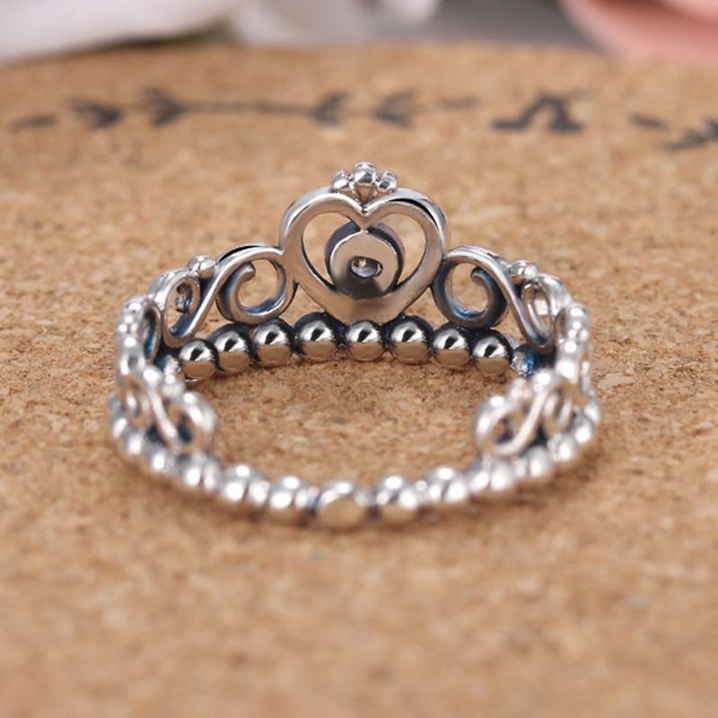 The Princess Tiara Ring - Floral Fawna