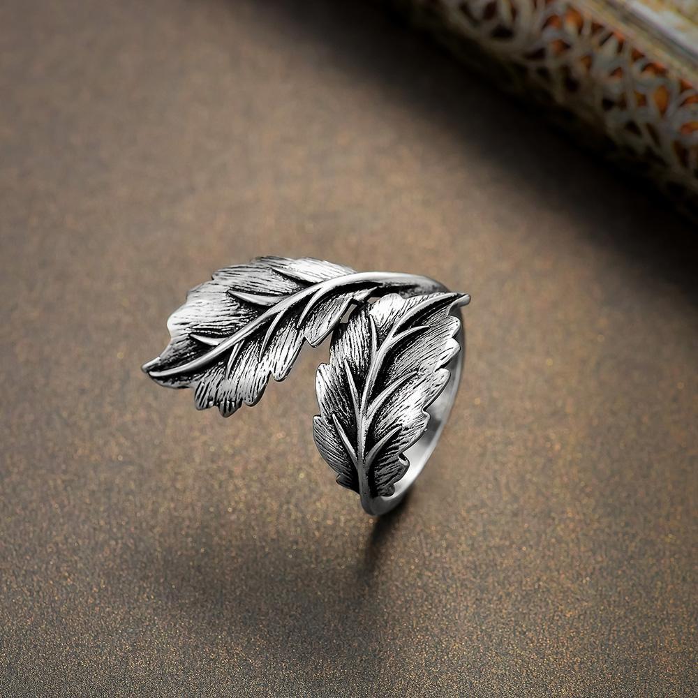 Twisted Leaf Wrap Ring - Floral Fawna