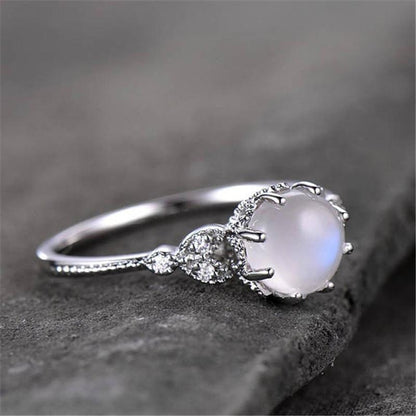 Vintage Style Monarchy Moonstone Ring - Floral Fawna
