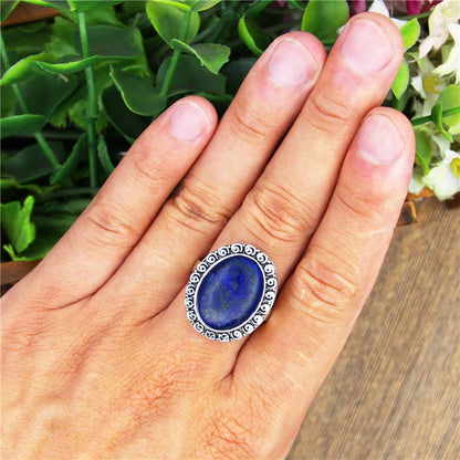 Vintage Style Oval Lapis Lazuli Ring - Floral Fawna