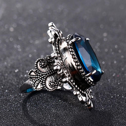 Vintage Style Sapphire Silver Ring - Floral Fawna